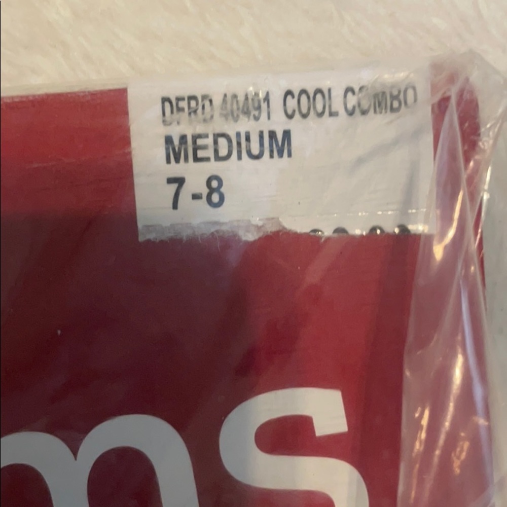 NEW WITH TAGS Dearfoams WOMENS Slippers 7-8 - Picture 4 of 4